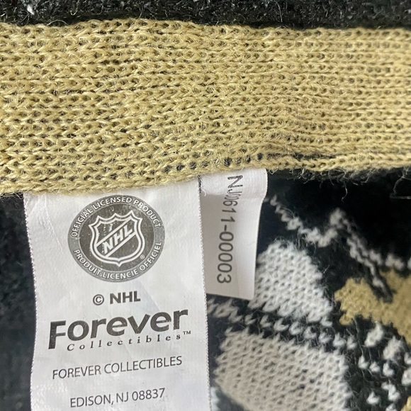 Bundle of Pittsburgh Penguins Gear - Picture 5 of 7